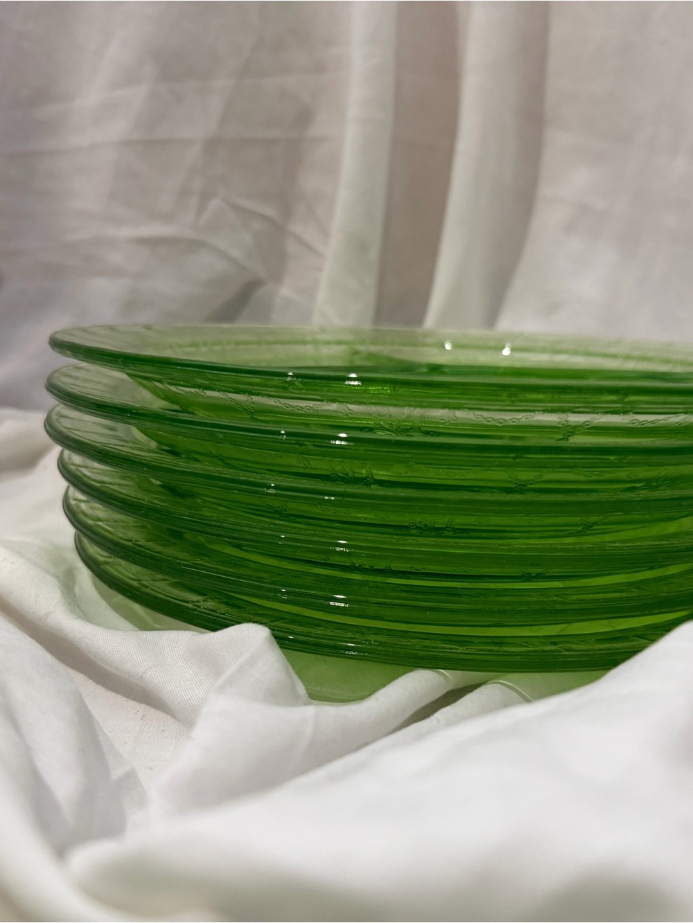Set of Green Glass Dinner Plates - Vibrant Emerald Stack